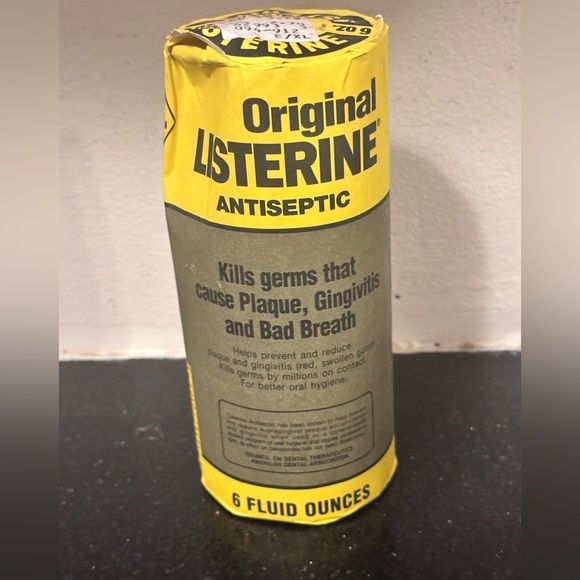 Vintage Unopened Listerine Glass Bottle 6oz Antiseptic With Factory Paper Wrap - Picture 2 of 4
